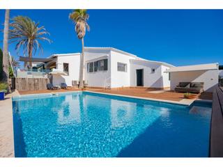 Chalet in S´Algar-Alcalfar. Encantadora villa en salgar, menorca