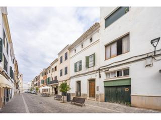 Chalet in Centre Històric. Casa de pueblo con encanto en el centro de mahón, menorca