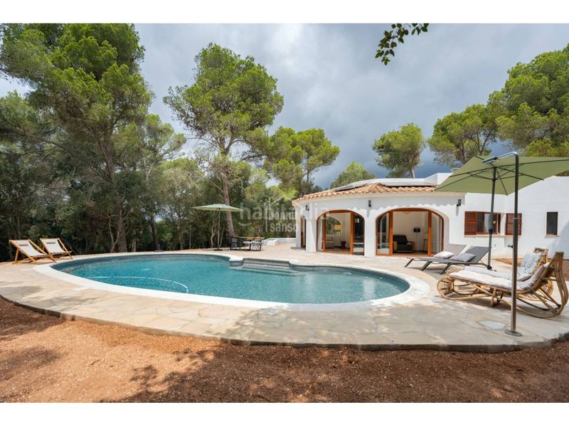 Foto 74e65daf-c858-4019-8fe1-db6456a20d7d. Masía casa de campo con absoluta privacidad y reforma impecable en binicalsitx, , menorca en Ferreries