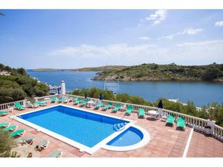 Apartament a Port d´Addaia. Amplio y encantador apartamento con vistas al puerto deportivo e