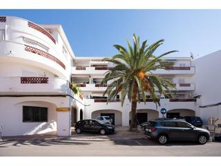 Apartamento en Es Castell. Luminoso piso reformado en primera planta en el corazón de es ca
