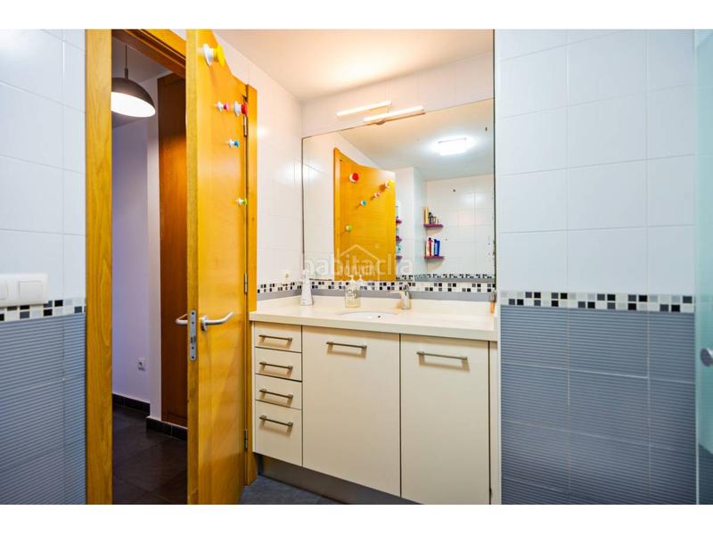 Foto 647d0ab7-2518-46a2-ab36-92dad78f1499. Apartament amb aparcament a Es Mercadal poble Es Mercadal