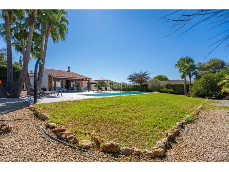Foto f3974692-ced9-4b8c-865a-74695c12c4f7. Chalet amplio chalet con piscina en binisafua, menorca en Sant Lluís