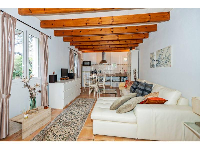 Foto 6feb2a37-fb29-4a9a-b3ec-0eec2a673511. Chalet con riscaldamento parcheggio piscina in Sant Lluís-s´ullestrar-torret Sant Lluís