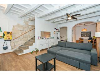 Chalet en Centre Històric. Una casa con carácter, esencia y versatilidad en cada planta. ma