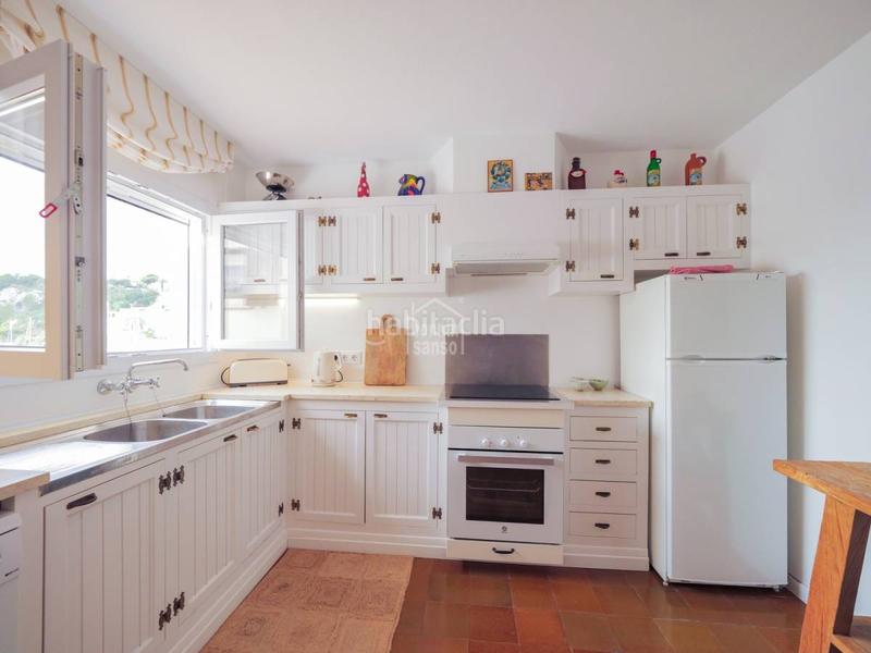 Foto c4f5358c-055a-40f3-a0b3-2c77279d7651. Apartament amb piscina a Port d´Addaia Es Mercadal