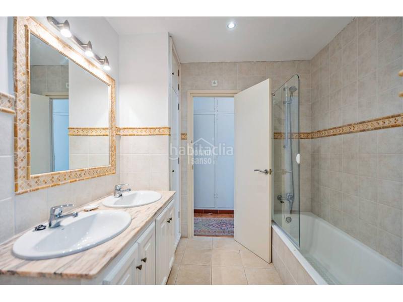 Foto ffe405bc-9579-4ff0-82e8-e70c2279b7b9. Chalet avec parking piscine dans Son Parc Es Mercadal