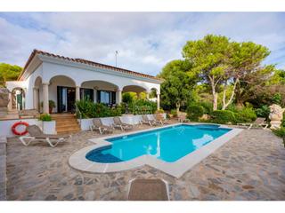 Chalet à Binibèquer. Magnífico chalet con vistas al mar y licencia turística en satal