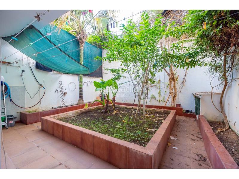 Foto 390f10e1-2cab-42aa-9faf-df9c042897cd. Chalet con parcheggio in Es Castell Es Castell