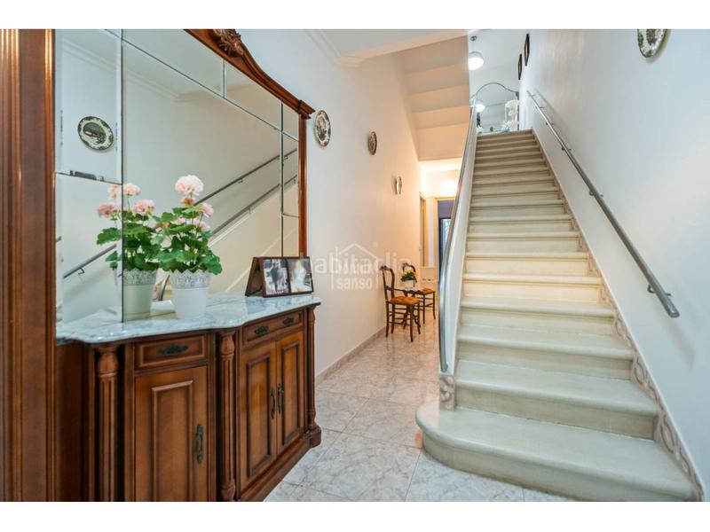 Foto 5af24cca-f9be-473e-9dba-afa7bf469d9d. Chalet con parcheggio in Es Castell Es Castell