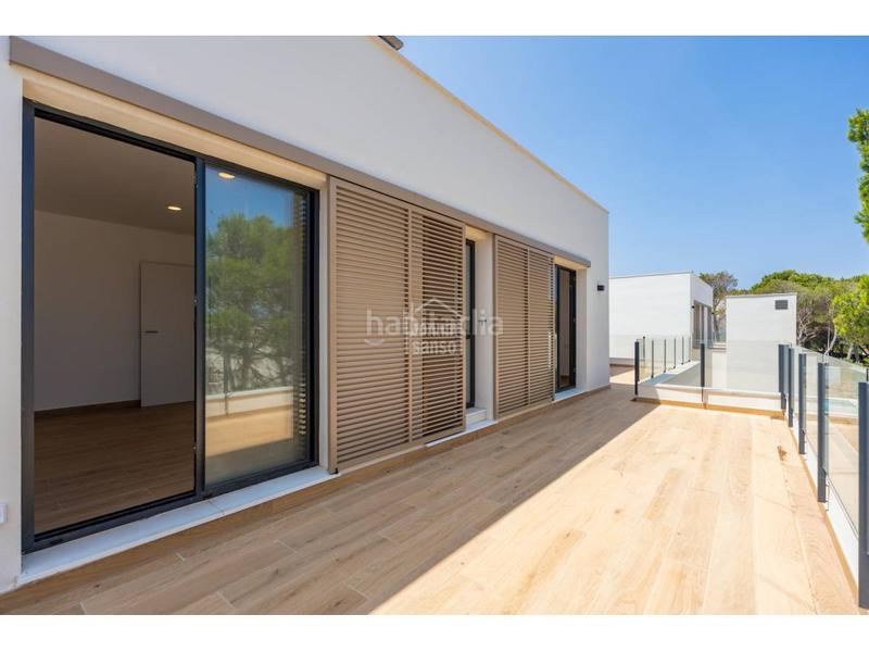 Foto 7741f46e-8643-4f0d-9bd3-33e67f4c7023. Chalet with parking pool in Son Parc Es Mercadal