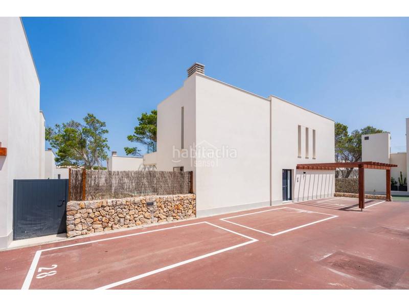 Foto e18f35ba-6d01-4388-a43d-4885fecccb7d. Chalet with parking pool in Son Parc Es Mercadal