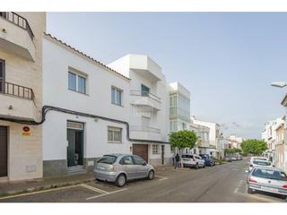 Chalet in Es Castell. Encantadora casa de pueblo en el corazón de es castell  llena de
