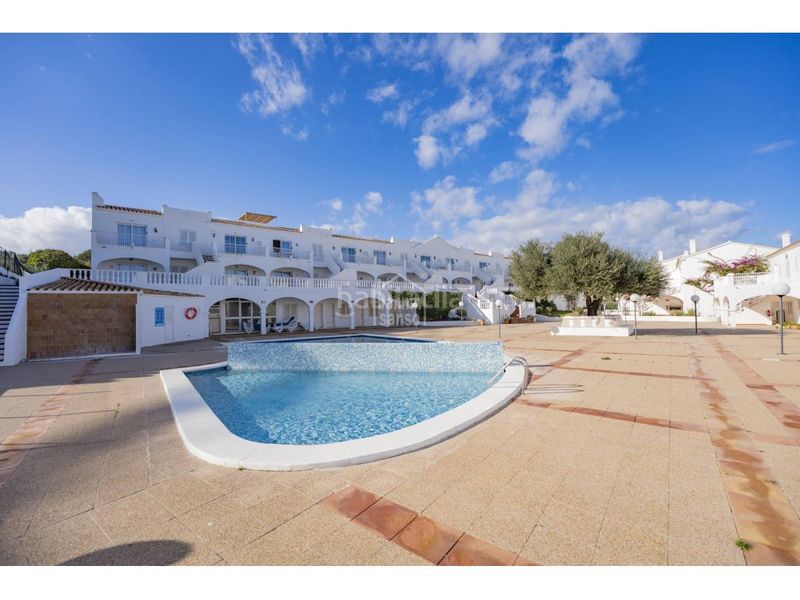 Foto d28a288c-e102-4ba2-9401-2e3e0308e3ca. Apartament amb piscina a Arenal d´en Castell Es Mercadal