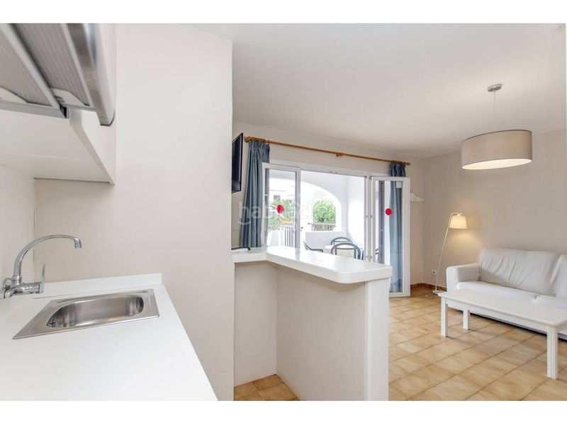 Foto 4e3fbb74-fe3f-450a-b546-0fea6847415b. Apartament amb piscina a Cala en Porter Alaior