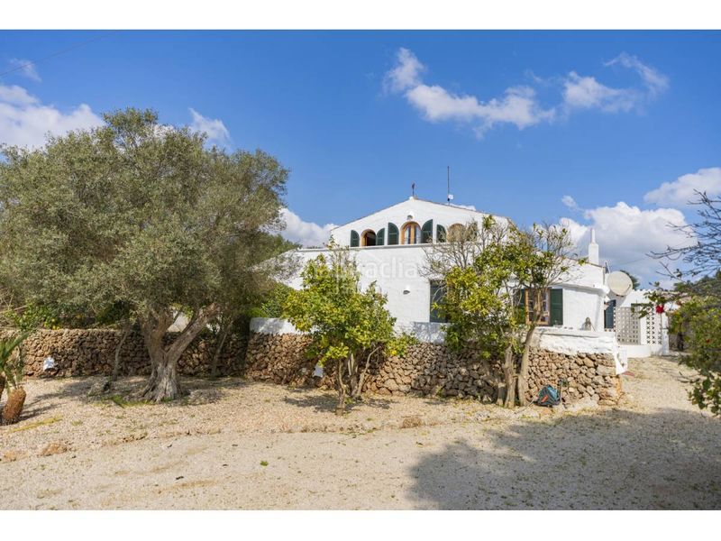 Foto c67e595c-2e2f-4551-b70f-59ec34538274. Masia amb aparcament piscina a Llucmaçanes Maó / Mahón