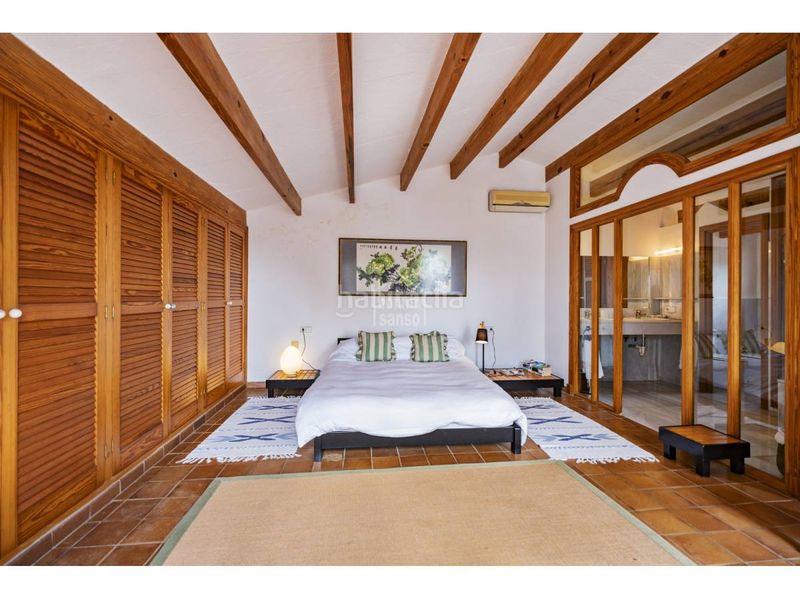 Foto ffd258e6-9ad2-405d-9341-6801ece3b86a. Masia amb aparcament piscina a Llucmaçanes Maó / Mahón