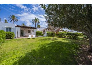 Xalet a Son Bou-Sant Jaume. Interesante propiedad en la urbanización torre soli, menorca