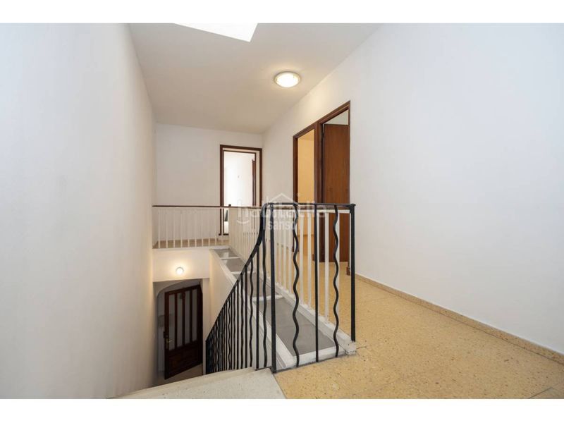 Foto e6569257-9ad8-4b68-af92-19bbb9150a49. Apartament a Centre Històric Maó / Mahón