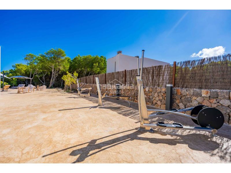 Foto f55b5e0e-8e22-4406-8829-a60987db2b3b. Xalet amb aparcament piscina a Son Parc Es Mercadal