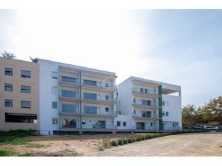 Apartament a Avinguda Menorca-Sínia Costabella. Magnífico piso moderno con terraza en mahón, menorca