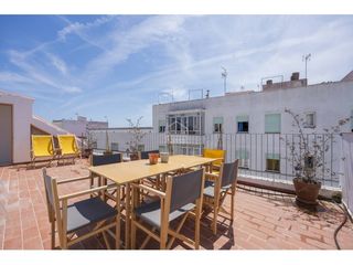 Appartement in Alaior Poble. Coqueta casa con una amplia terraza en alayor, menorca