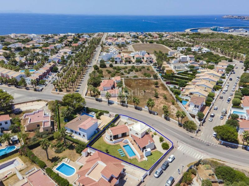 Foto 2440254c-0f67-467a-a764-fe59ffa9d214. Xalet amb calefacció aparcament piscina a Cala Blanca Ciutadella de Menorca
