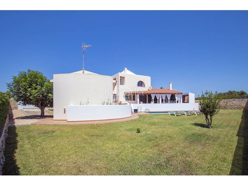 Foto 7e85502b-3f2e-44a8-bb5c-92f75bcaa5d7. Xalet amb calefacció aparcament piscina a Cala Blanca Ciutadella de Menorca