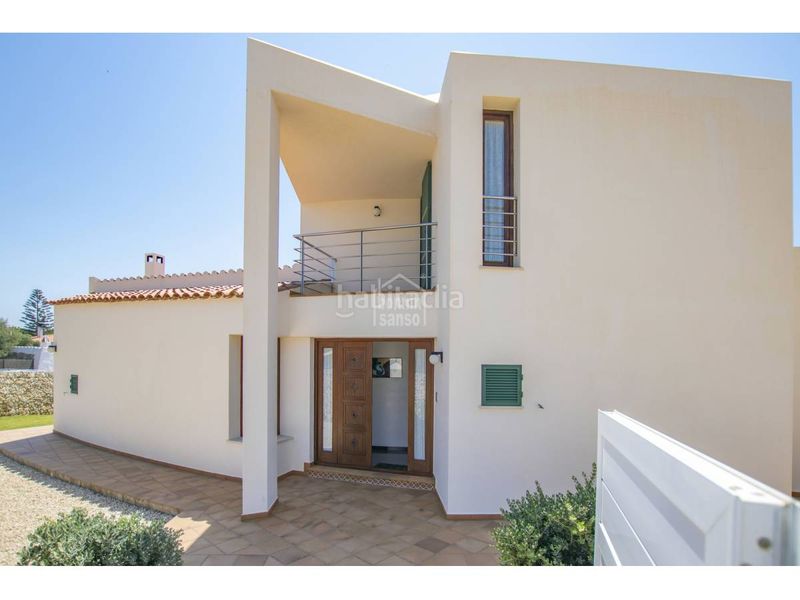 Foto ececd1cc-1dd3-4b56-8a82-7a09a40375d9. Xalet amb calefacció aparcament piscina a Cala Blanca Ciutadella de Menorca
