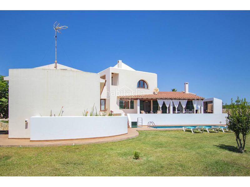 Foto fe8402ec-db08-43d2-a10a-bab27b8b338e. Xalet amb calefacció aparcament piscina a Cala Blanca Ciutadella de Menorca