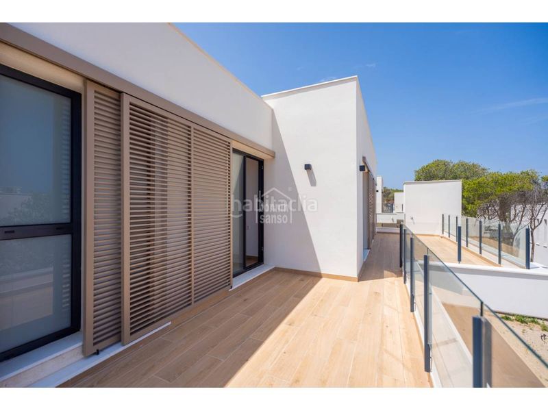 Foto d16a8c2d-1319-45e3-b36f-133a1342d589. Xalet amb aparcament piscina a Son Parc Es Mercadal