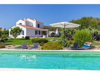 Xalet a Alaior Poble. Descubra una encantadora finca en el corazón de menorca