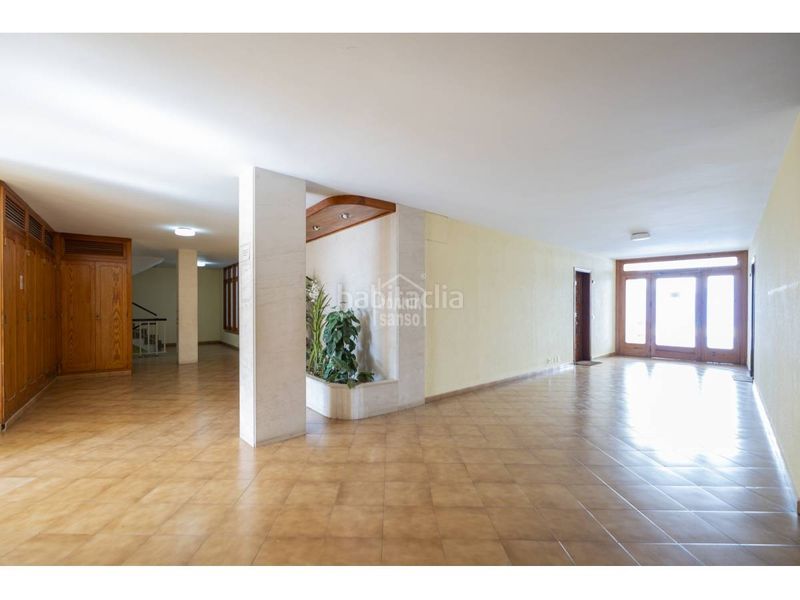 Foto 6d2c31d2-0acb-4c48-95b5-8215dc1a3bbd. Apartament amb aparcament piscina a Avinguda Menorca-Sínia Costabella Maó / Mahón