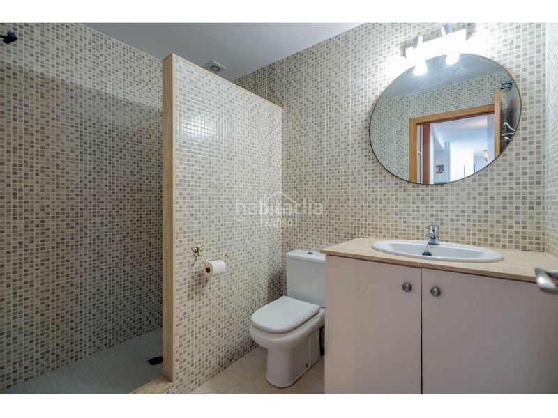 Foto b68e6715-9e89-4449-834f-cac48b8117be. Apartament amb aparcament a Es Castell Es Castell