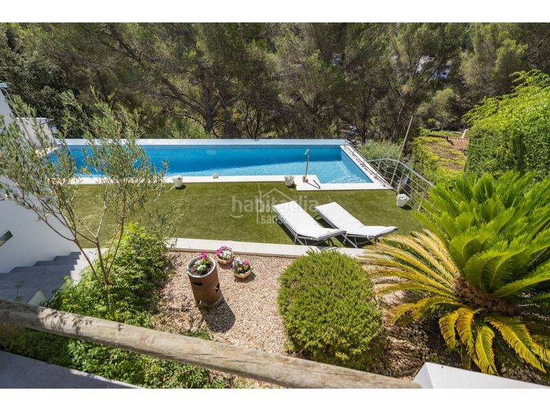 Foto ee0ca62d-2036-4c6a-848f-a3c49765d880. Xalet amb piscina a Cala Galdana Ferreries