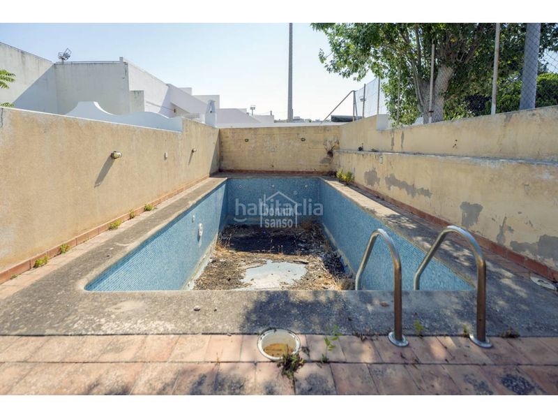 Foto 77429831-8de6-46e5-ae2b-c78c9e7d59e4. Xalet amb piscina a Avinguda Menorca-Sínia Costabella Maó / Mahón