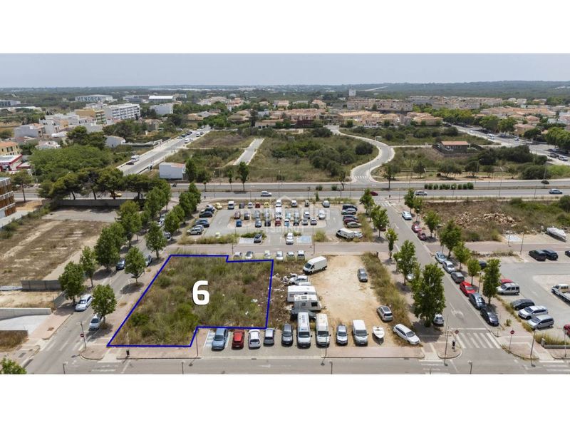 Foto 874745f4-ac45-42a3-bba4-e933a6f3303b. Apartament amb piscina a Avinguda Menorca-Sínia Costabella Maó / Mahón