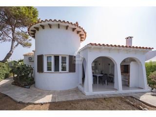 Piccolo appartamento in Cala en Blanes. En exclusiva. bungalow de 3 dormitorios con jardín y piscina com