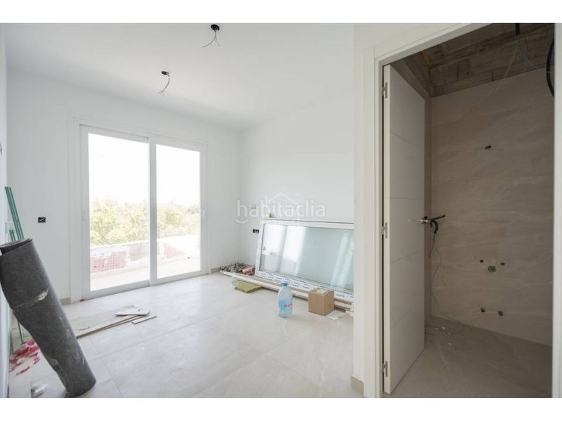 Foto 1a8c59eb-bc22-46dd-91af-159c158a383d. Chalet  contemporáneo con piscina privada en cala llonga, menorca en Maó / Mahón