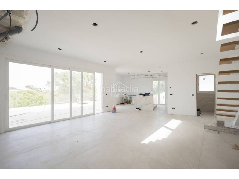 Foto 78775b41-8f32-4daf-bdb4-d11d3be05342. Chalet  contemporáneo con piscina privada en cala llonga, menorca en Maó / Mahón