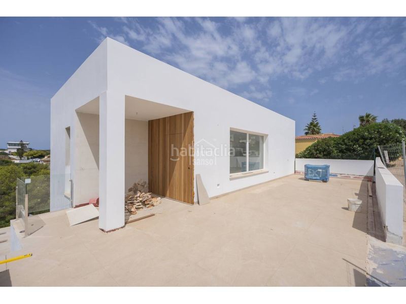Foto b0bacb6a-5a09-4a8c-8c8c-4c954eda2176. Chalet  contemporáneo con piscina privada en cala llonga, menorca en Maó / Mahón