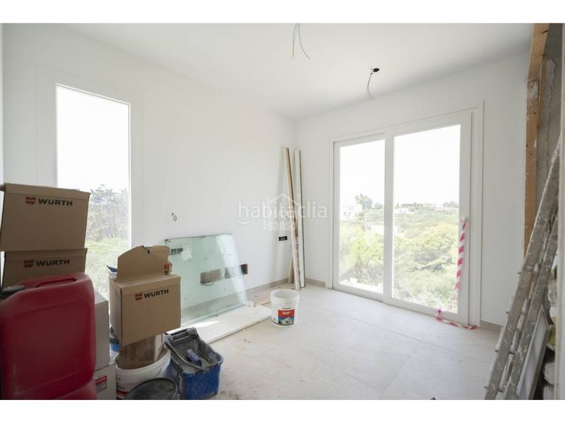 Foto e47d8246-1381-4d45-a05b-ec8c16aa7926. Chalet  contemporáneo con piscina privada en cala llonga, menorca en Maó / Mahón