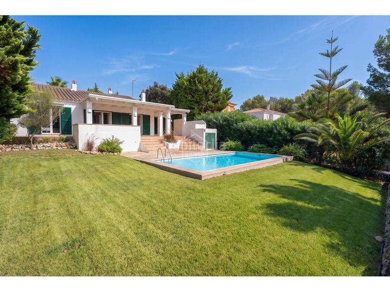 Foto 734c840f-996e-4850-85bb-250b82185357. Chalet with parking pool in Son Parc Es Mercadal