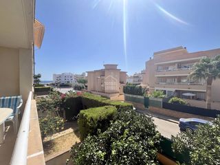 Appartement à Cala Bona. Impecable apartamento en primera planta cerca de la playa y el p