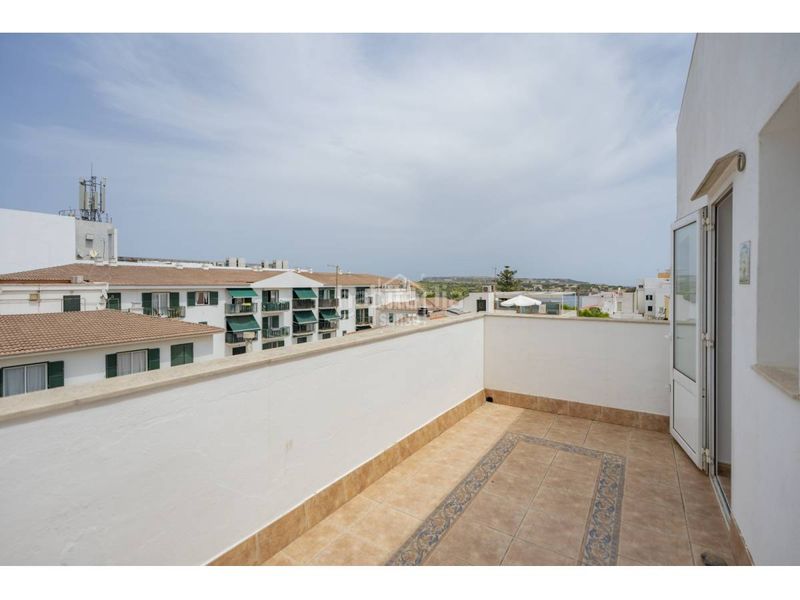 Foto 0bac6413-d2ae-4937-b678-449a010c4b9f. Apartament amb aparcament a Es Castell Es Castell