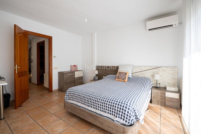 Foto 1d648e2d-a766-4d51-a13b-1298f46ab1e7. Casa amb aparcament a Centre Mataró