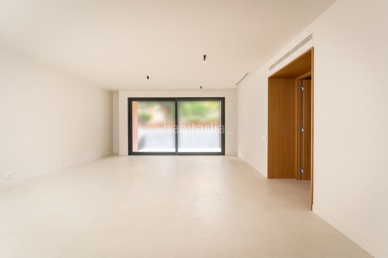 Piso  en  Carrer de santaló 143. Promoción de obra nueva santaló, 143