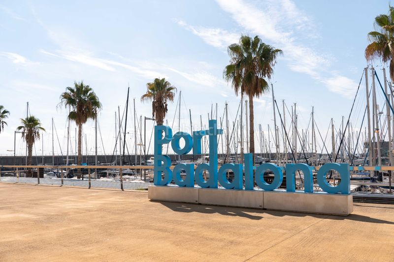 Foto b61b2d0b-b2fa-451c-87f8-37450a5eca30. Pis 120m<sup>2</sup> a carrer del progrés 190 a Gorg Badalona