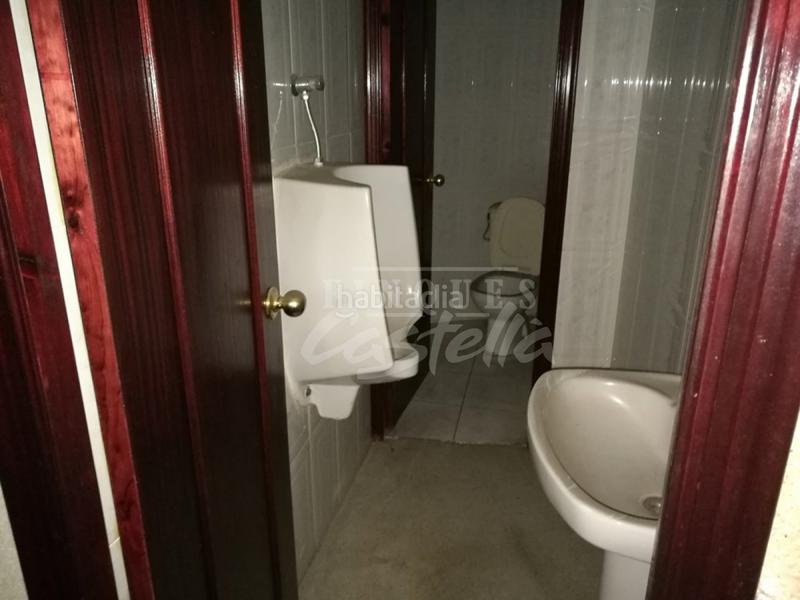 Foto 31fbc386-46f0-48d2-9e68-256f8793095c. Affitto locale commerciale in Eixample Mataró