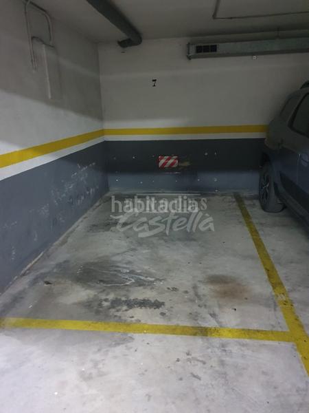 Foto 0e6cd621-1c70-4254-844b-dcfaaadd110f. Aparcament cotxe a Centre Mataró